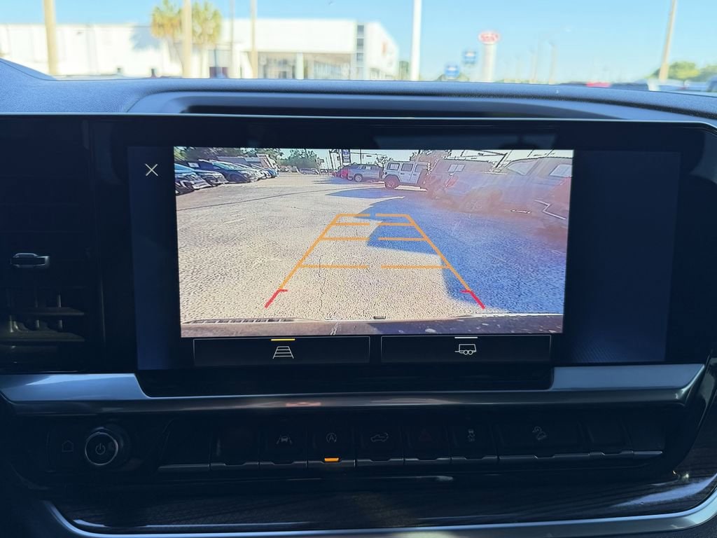 2023 Chevrolet Silverado 1500 LT - Photo 24