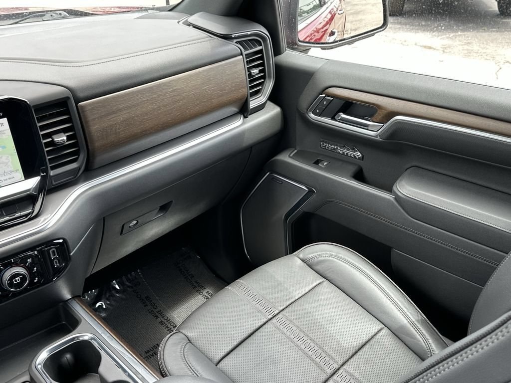 2025 Chevrolet Silverado 1500 High Country - Photo 15