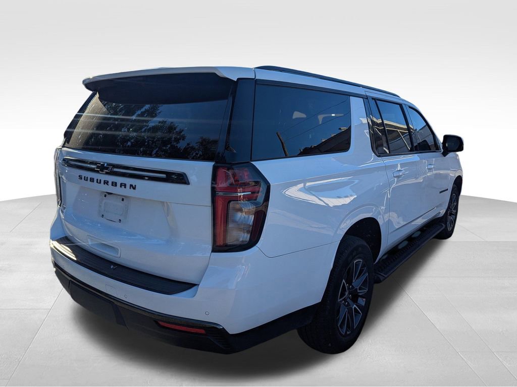 2021 Chevrolet Suburban Z71 photo 2