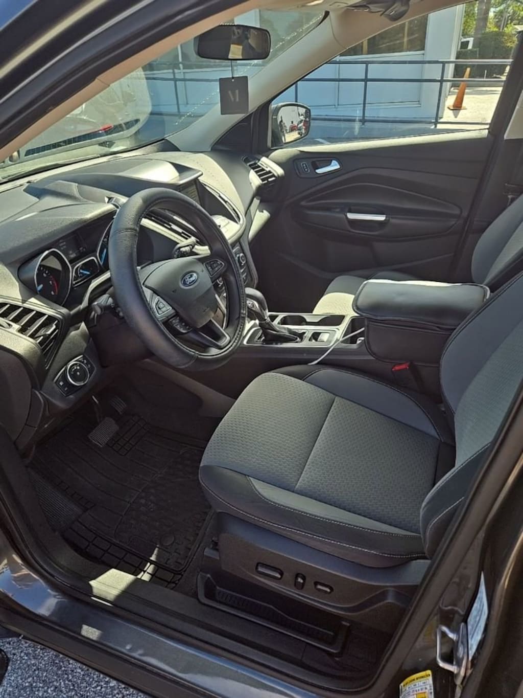 Used 2019 Ford Escape SE SUV