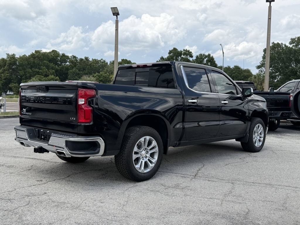 2026 Chevrolet Silverado 1500 LTZ - Photo 4
