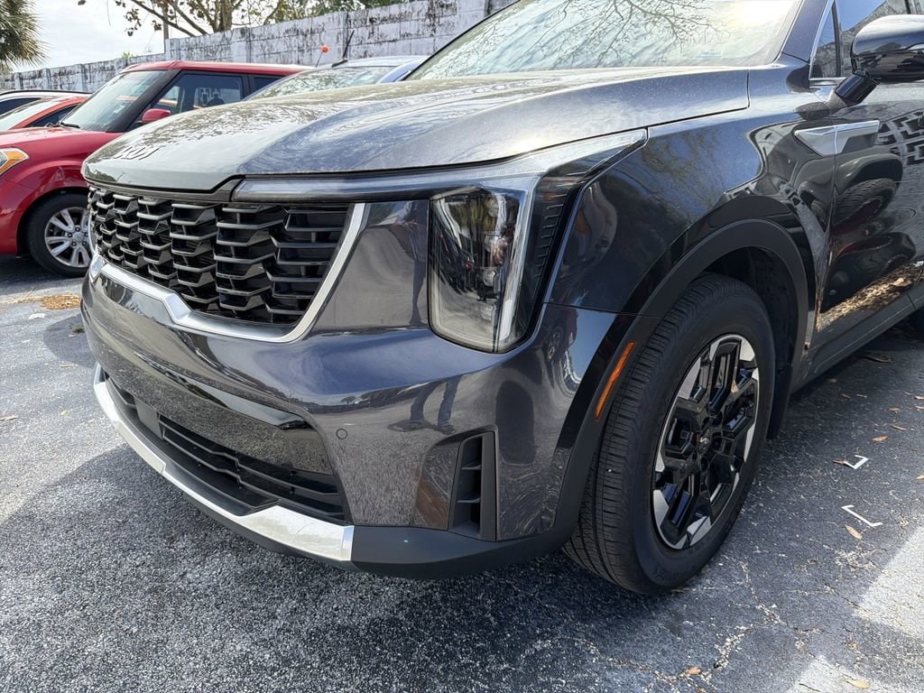 Used 2025 Kia Sorento S SUV