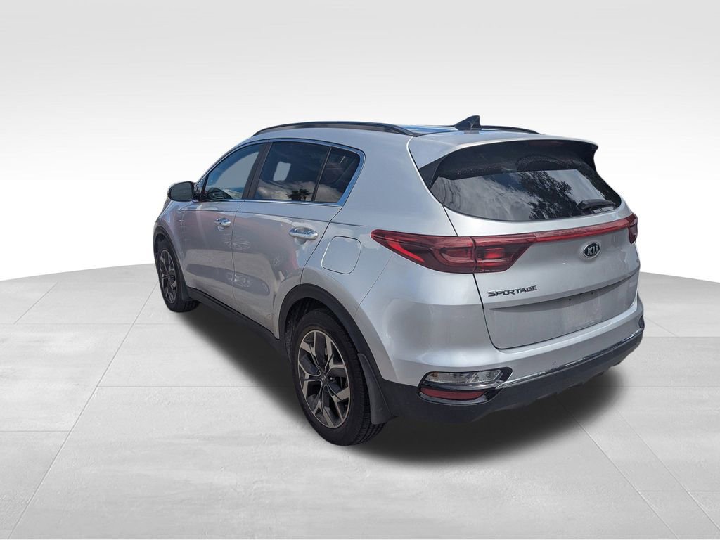 2020 Kia Sportage EX photo 2
