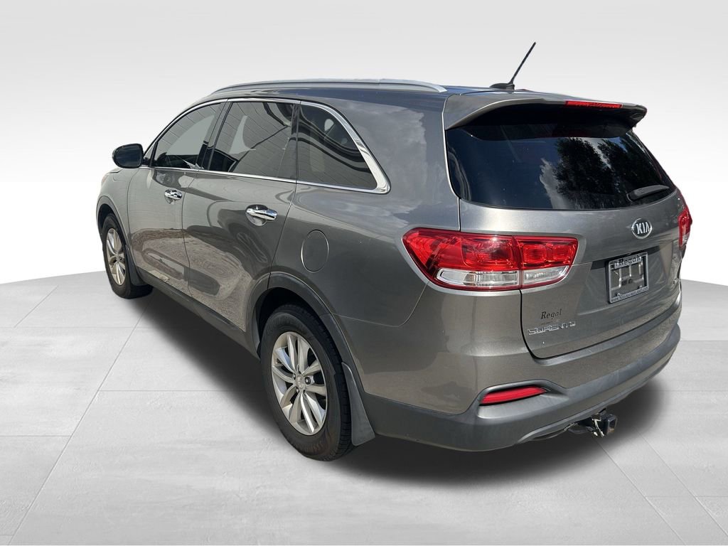 2016 Kia Sorento LX photo 3