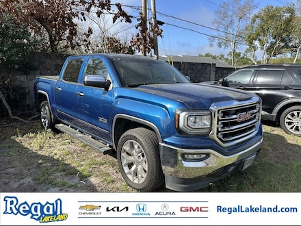 2017 GMC Sierra 1500 SLT Truck Crew Cab