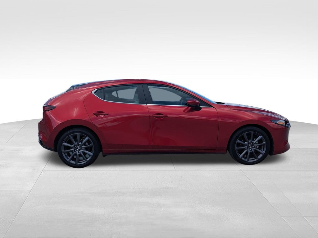 2021 Mazda Mazda3 Hatchback Preferred photo 3