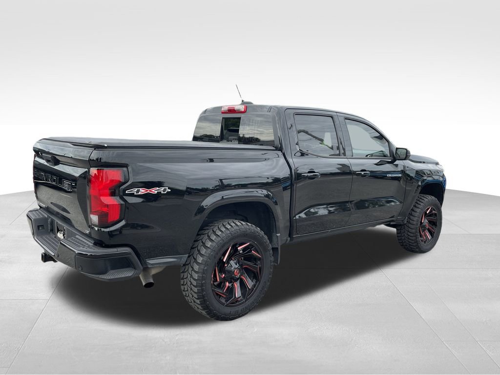 2023 Chevrolet Colorado LT photo 4