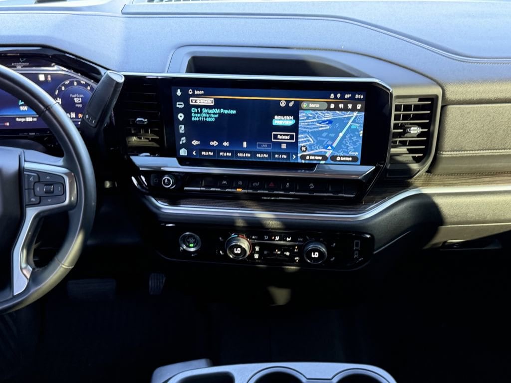 2023 Chevrolet Silverado 1500 LT - Photo 16