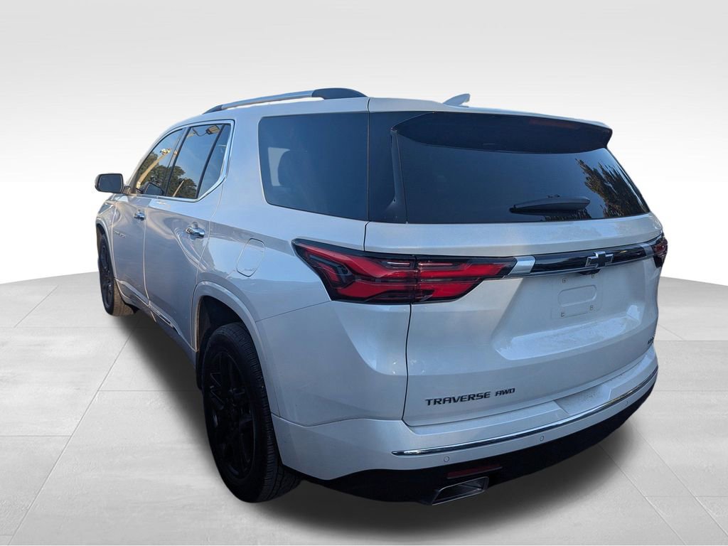 2023 Chevrolet Traverse Premier photo 2