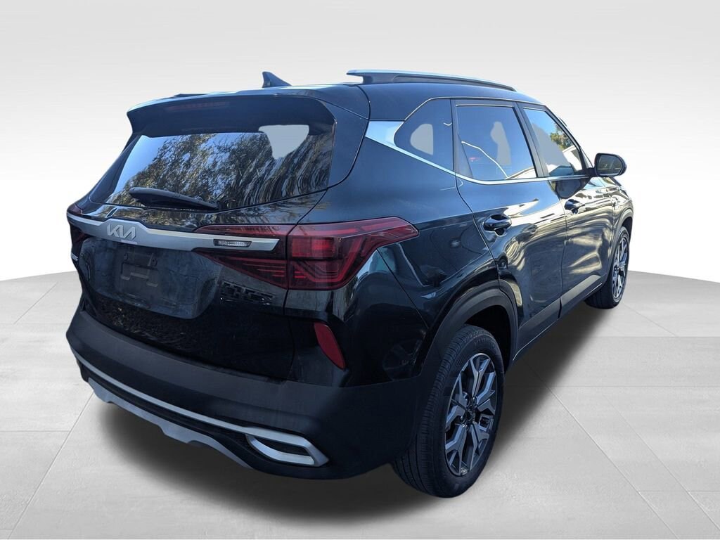 Certified 2022 Kia Seltos EX SUV