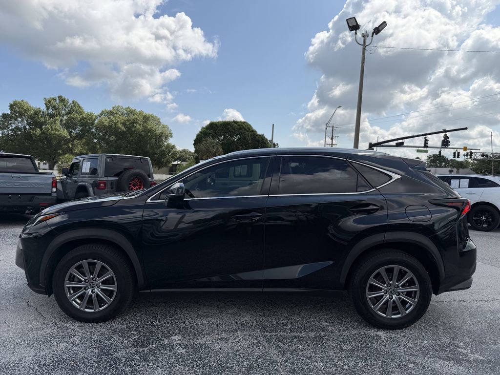 2020 Lexus NX 300 - Photo 8