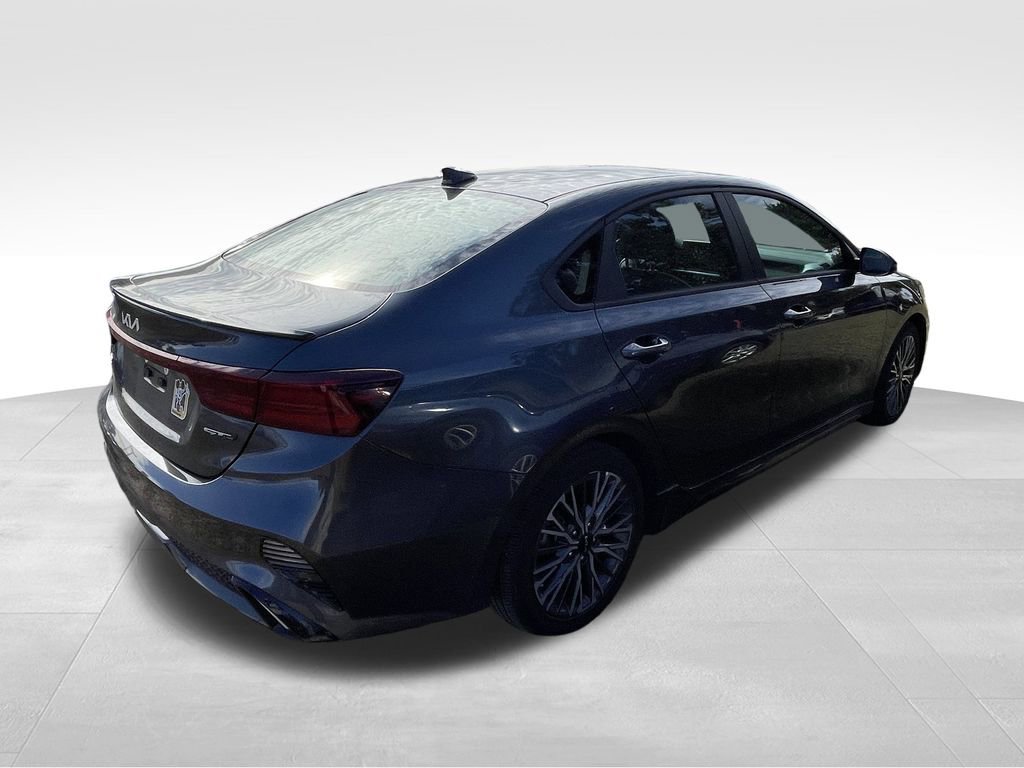 2024 Kia Forte GT-Line photo 2