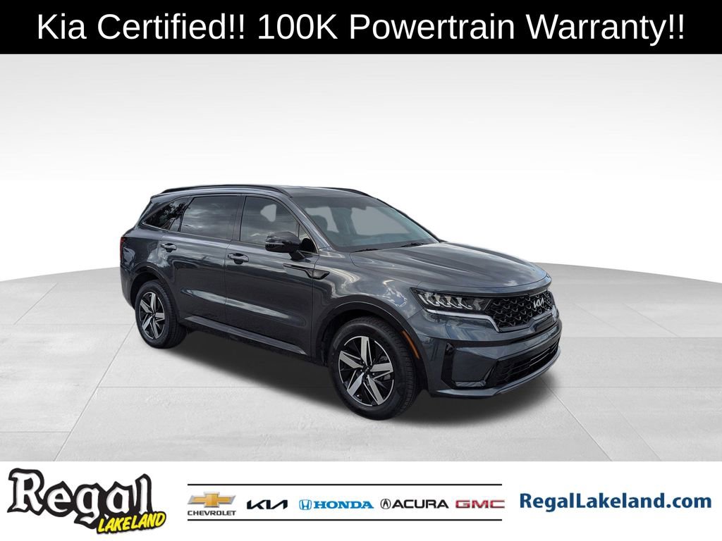 2023 Kia Sorento S's photo