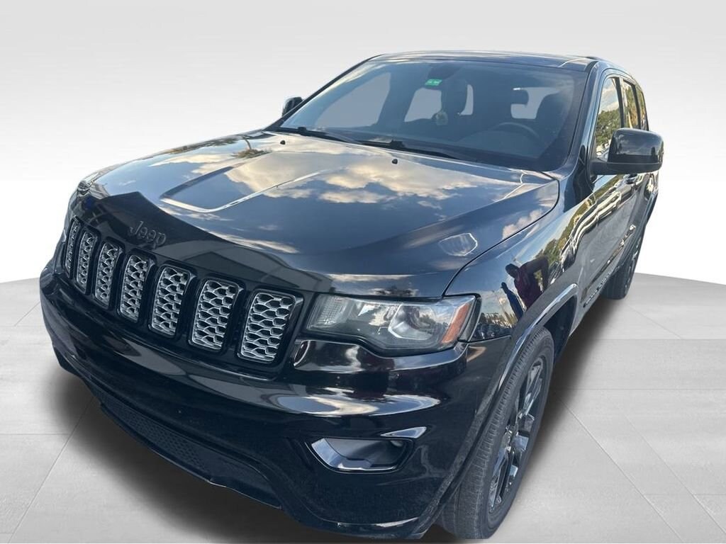 Used 2019 Jeep Grand Cherokee Altitude SUV