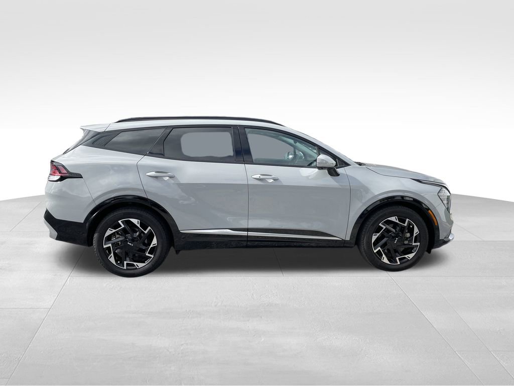 2023 Kia Sportage photo 3