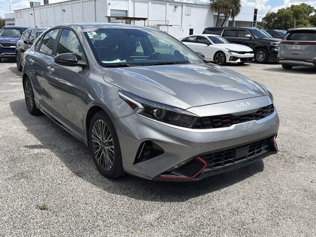 2024 Kia Forte GT-Line AT's photo