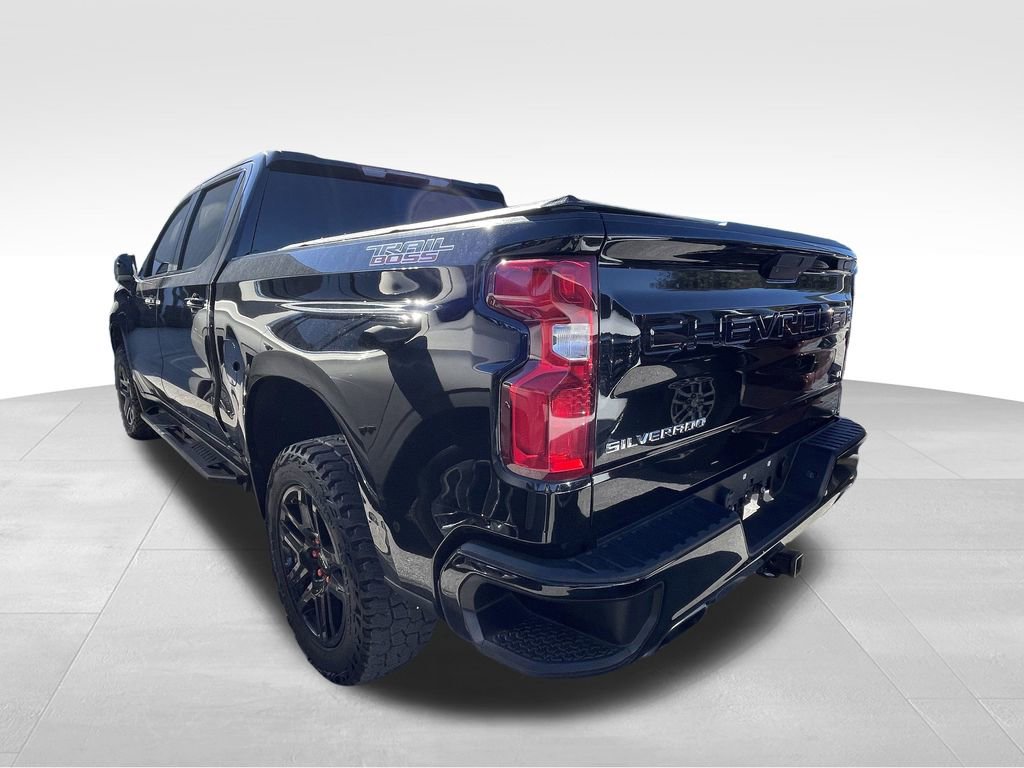2022 Chevrolet Silverado 1500 LT Trail Boss photo 3