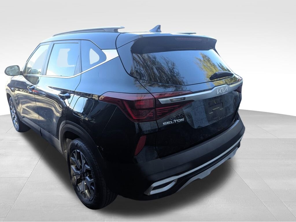 Certified 2022 Kia Seltos EX SUV