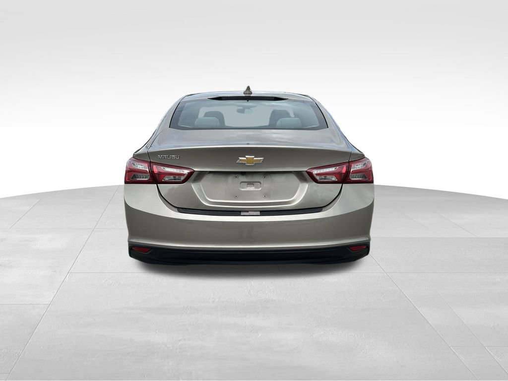 2022 Chevrolet Malibu 1LT photo 3