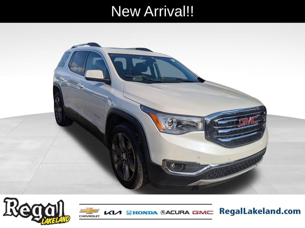 2017 GMC Acadia SL's photo