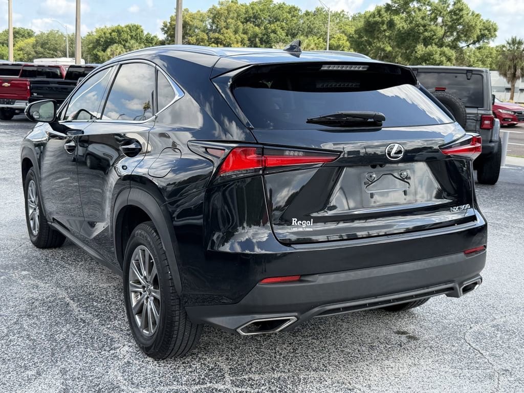 2020 Lexus NX 300 - Photo 7