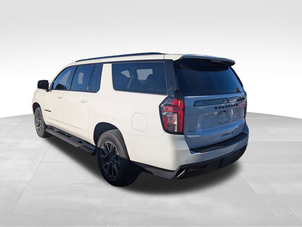 2021 Chevrolet Suburban Z71 photo 3