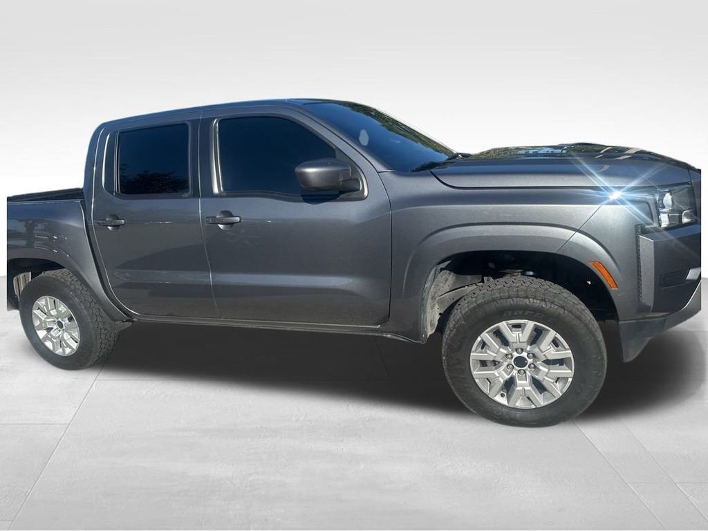 2022 Nissan Frontier SV photo 4