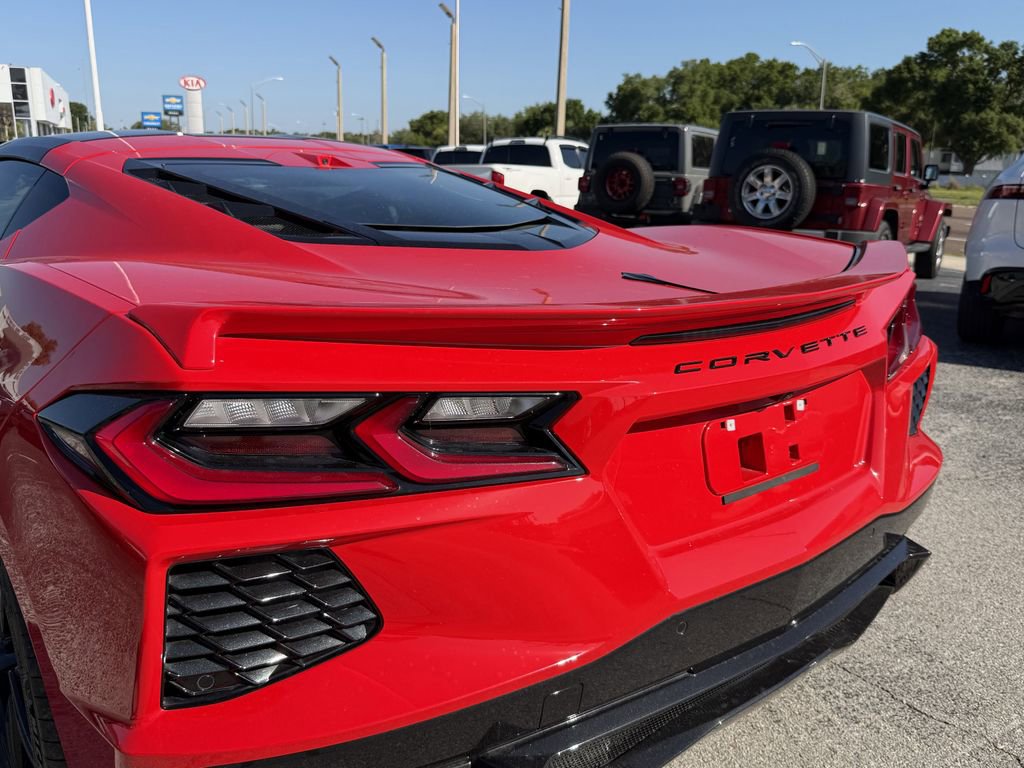 2022 Chevrolet Corvette 2LT - Photo 11