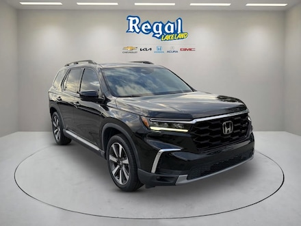 2023 Honda Pilot Touring SUV