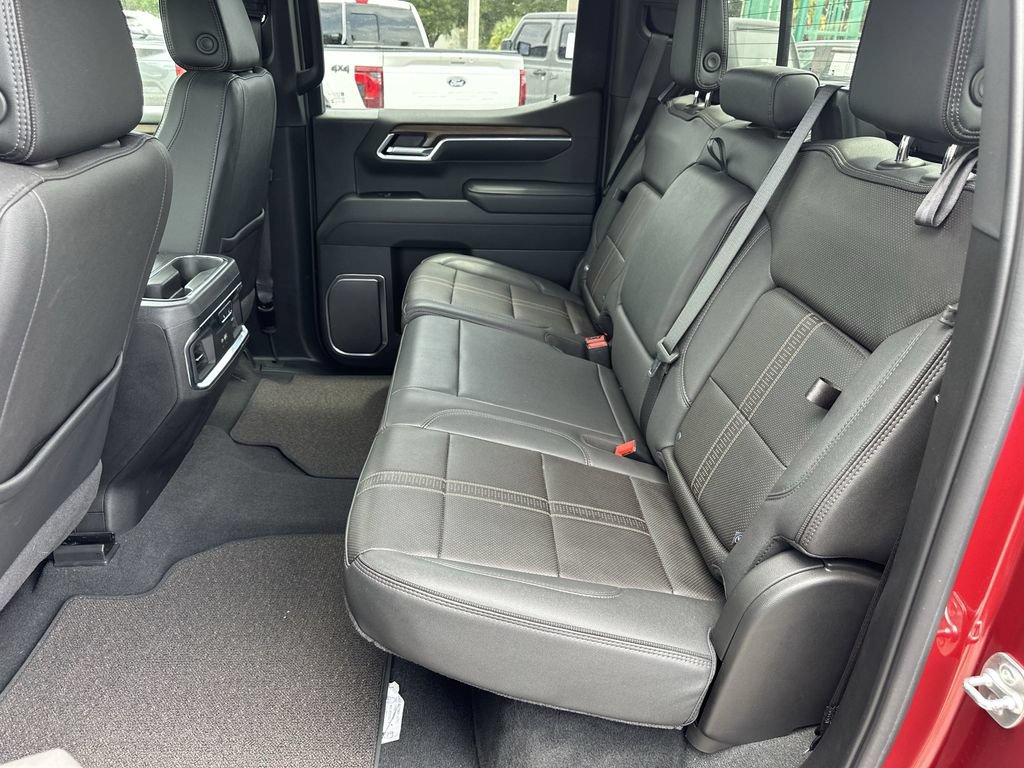 2025 Chevrolet Silverado 1500 High Country - Photo 18