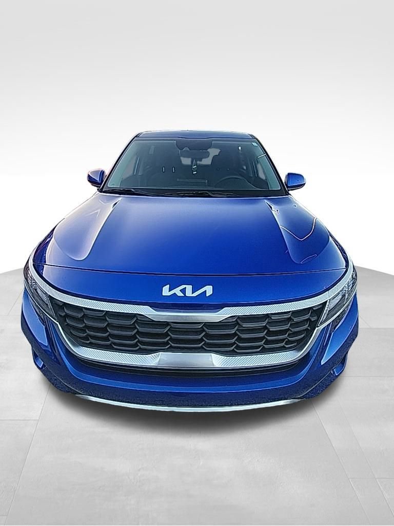 2023 Kia Seltos LX photo 2