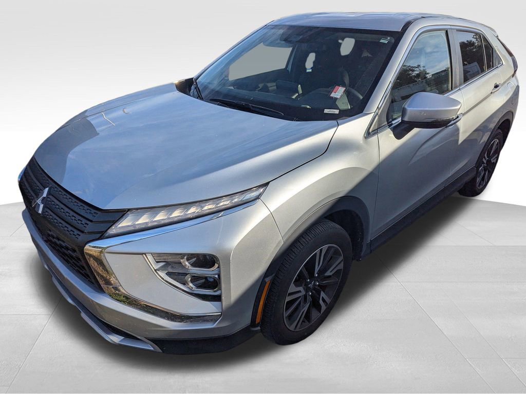 2023 Mitsubishi Eclipse Cross LE photo 4
