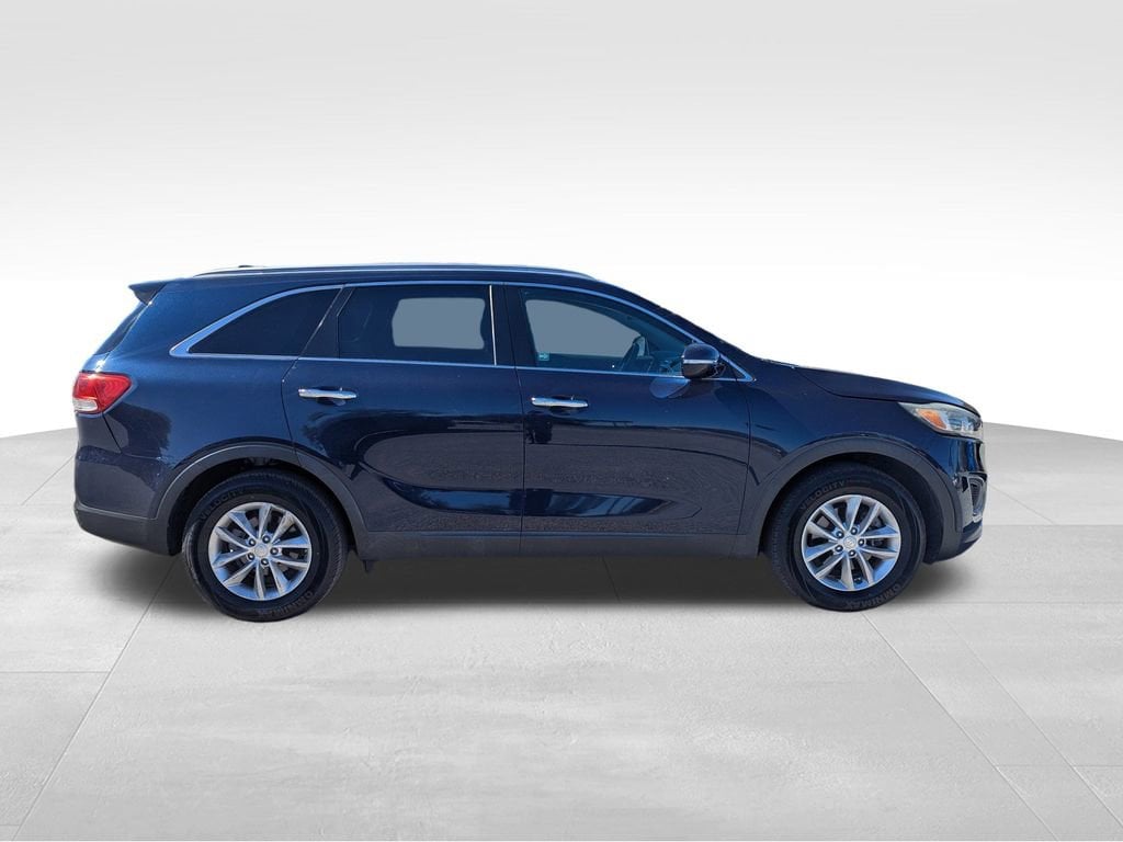 Used 2018 Kia Sorento LX SUV