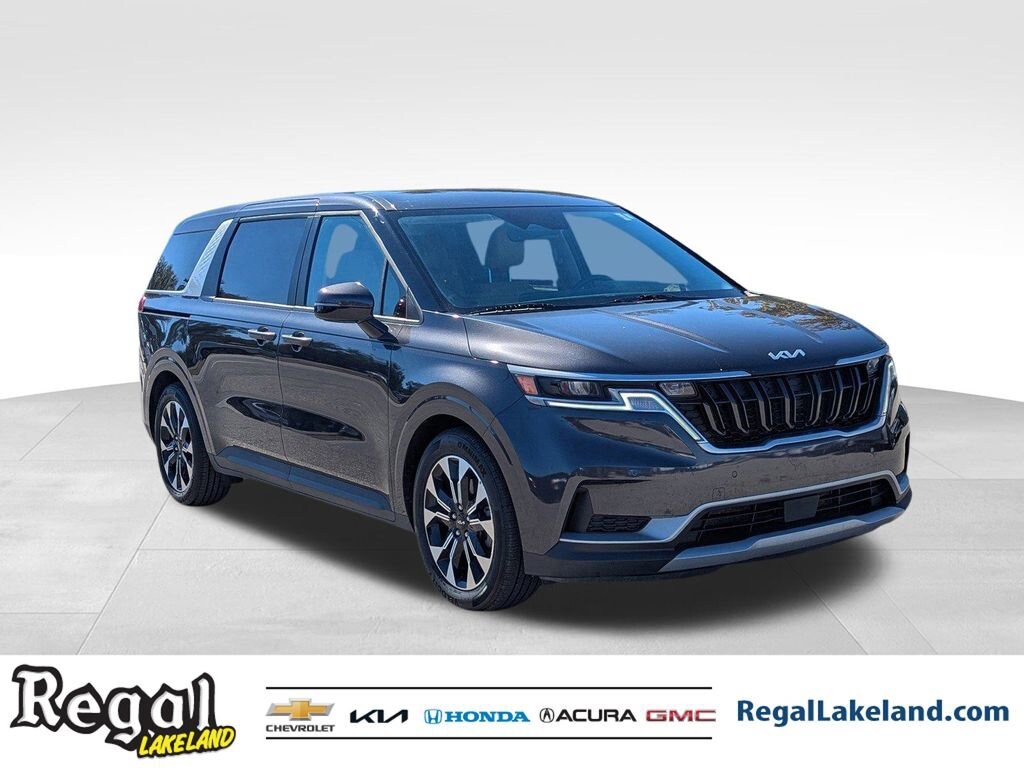 Used 2023 Kia Carnival EX MPV