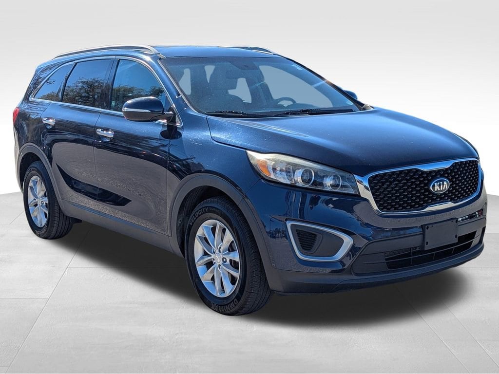Used 2018 Kia Sorento LX SUV