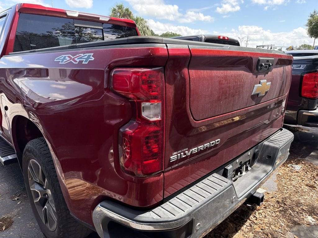 2022 Chevrolet Silverado 1500 LT - Photo 8