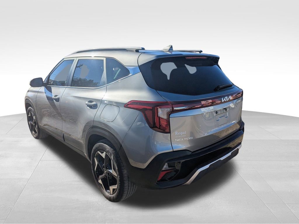2024 Kia Seltos EX photo 2
