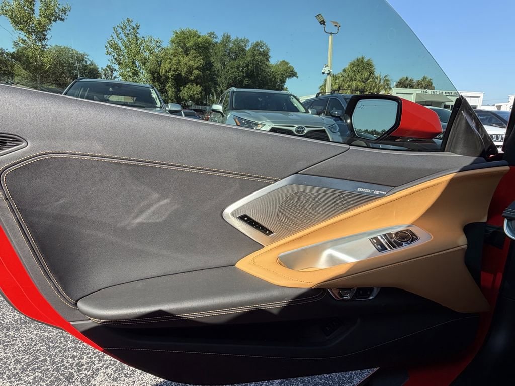 2022 Chevrolet Corvette 2LT - Photo 22