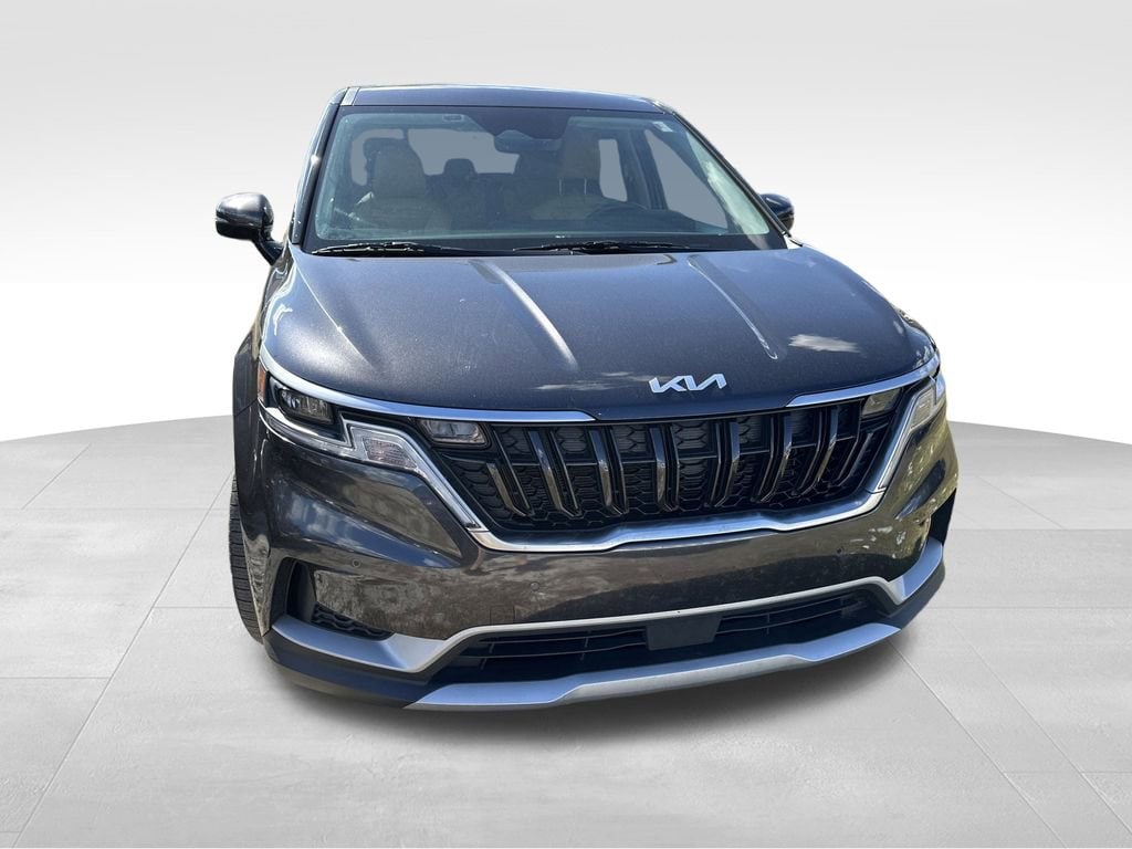 Used 2023 Kia Carnival EX MPV