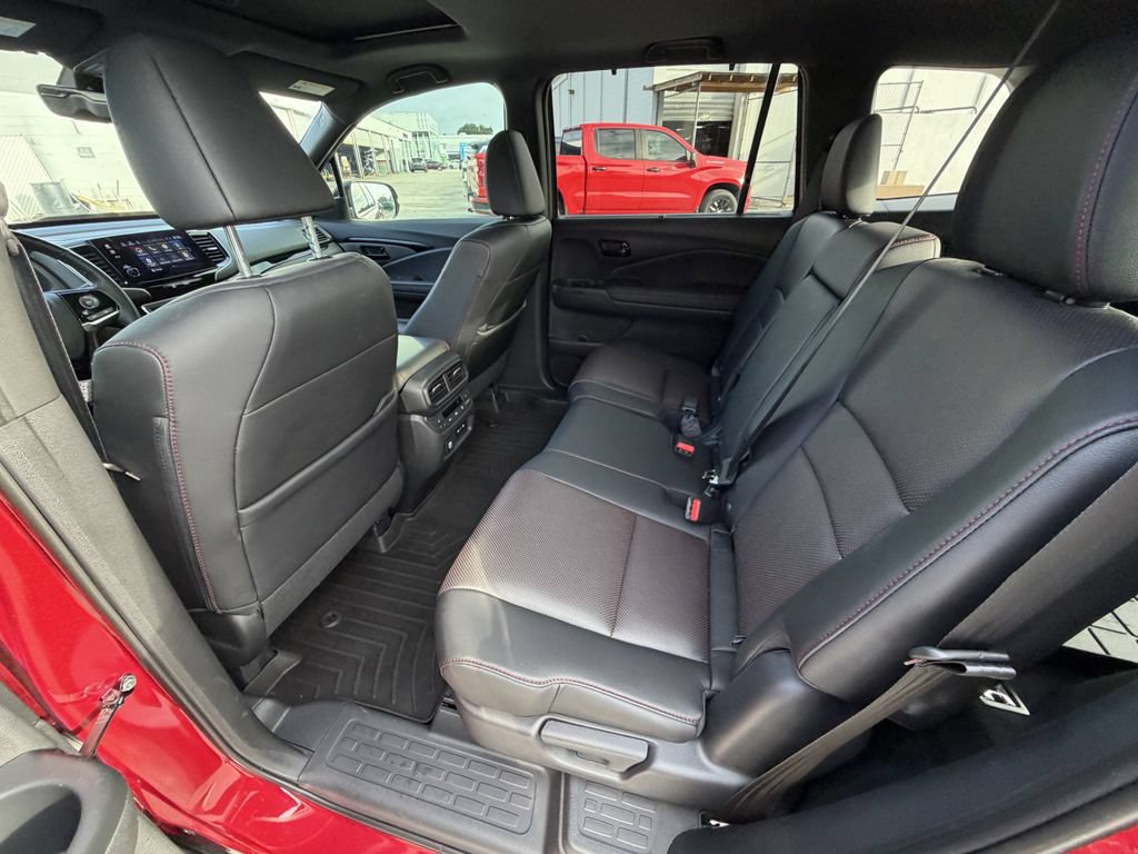 2024 Honda Passport Black Edition - Photo 12