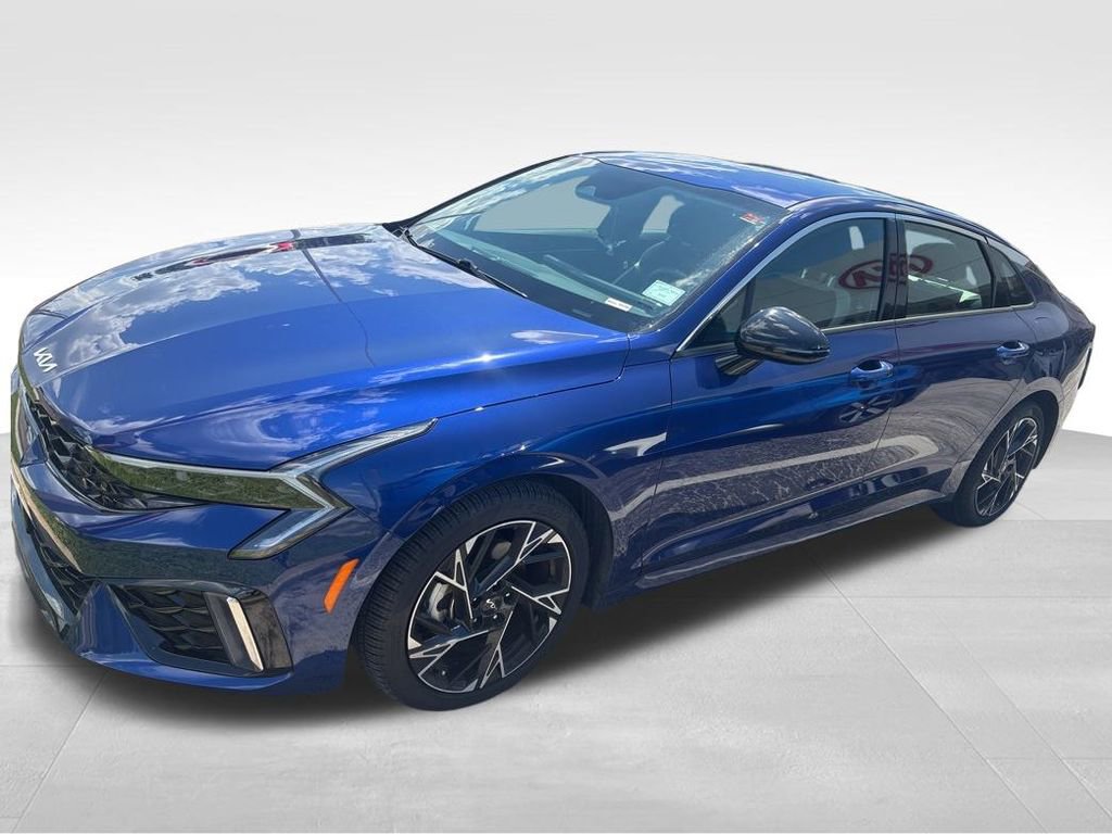 2025 Kia K5 GT-Line photo 3