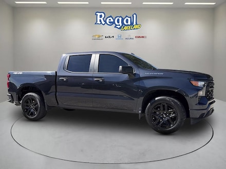2022 Chevrolet Silverado 1500 Custom Truck Crew Cab
