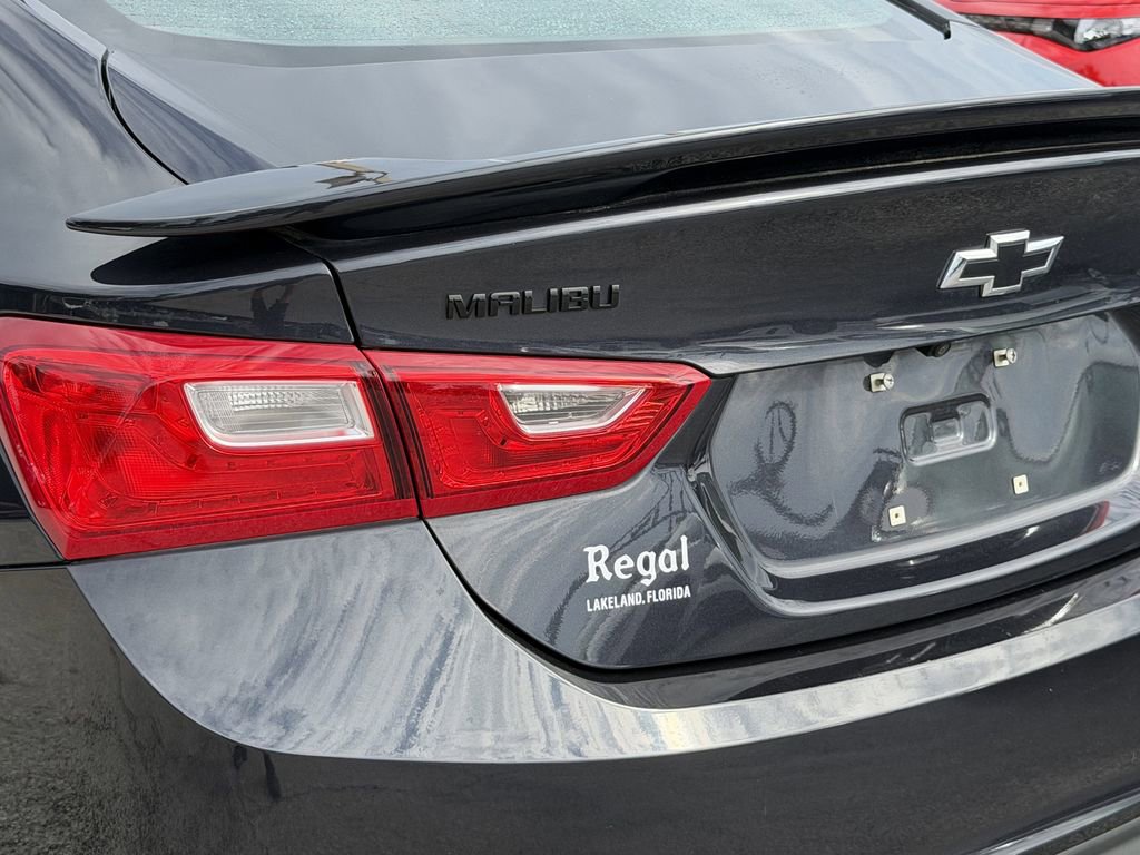 2022 Chevrolet Malibu RS - Photo 11