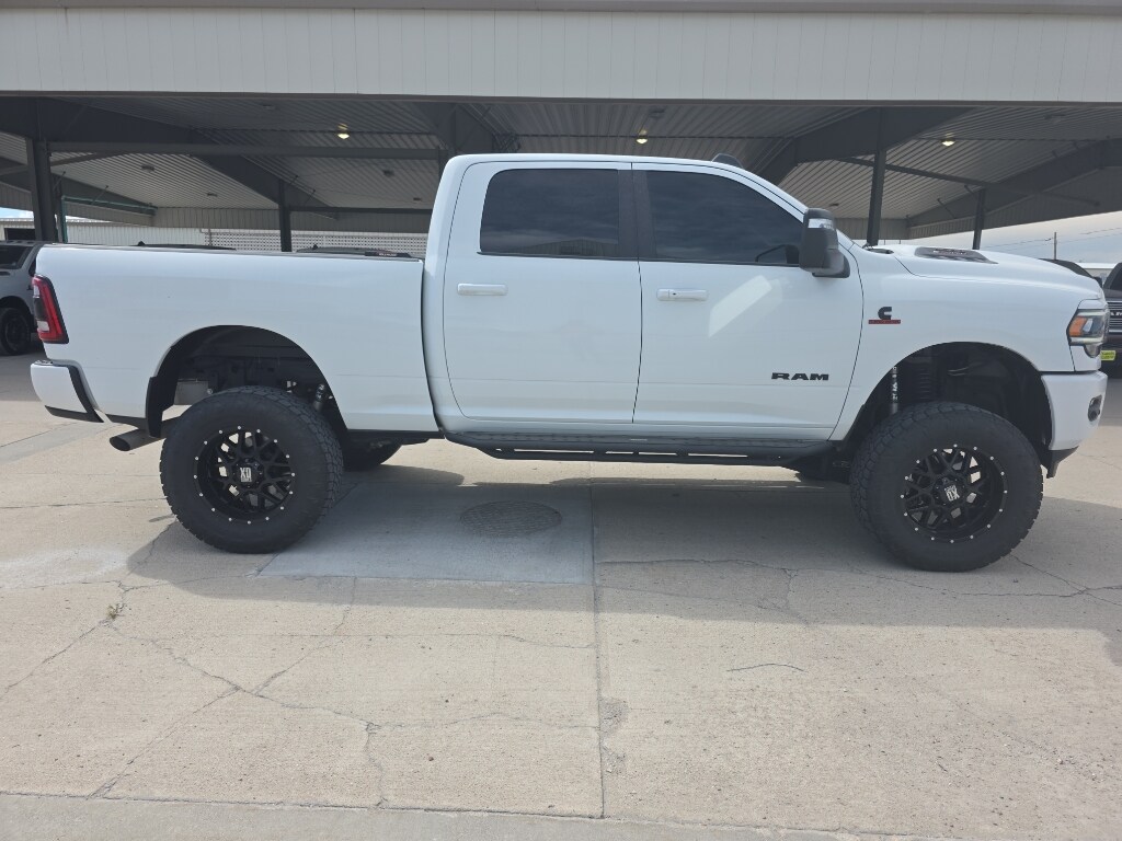 2023 Ram 2500 Laramie photo 4