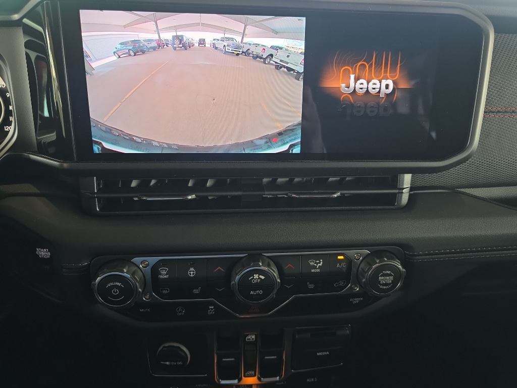 2025 Jeep Wrangler 4-Door Rubicon - Photo 13