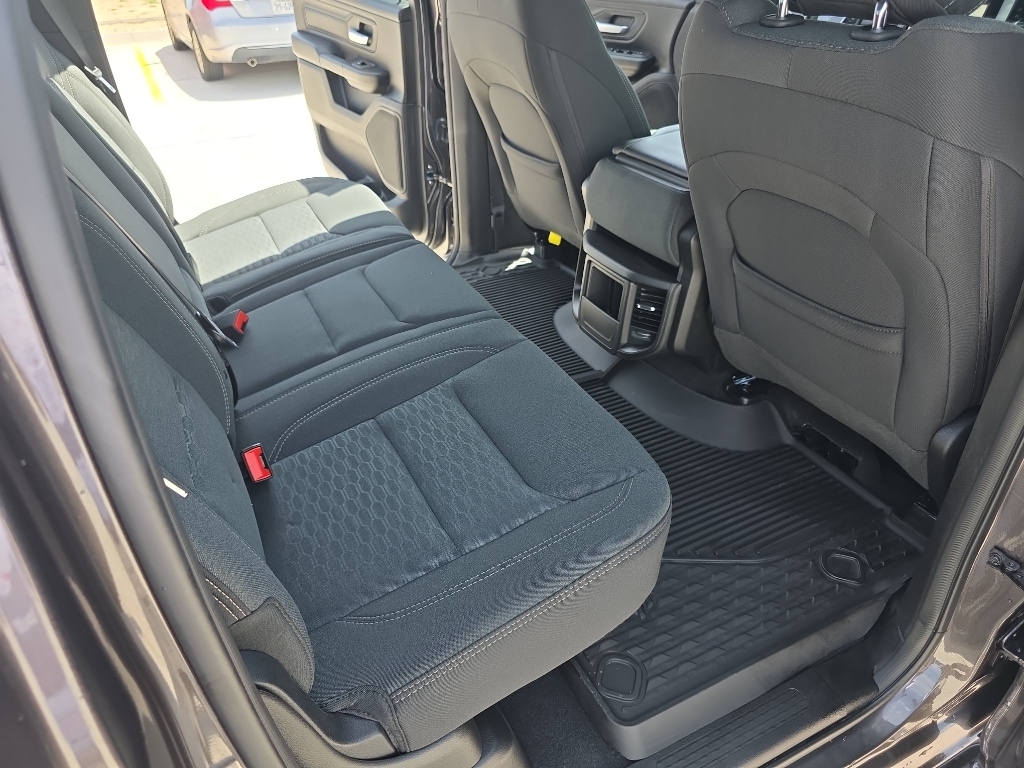 2026 RAM 1500 Warlock - Photo 19