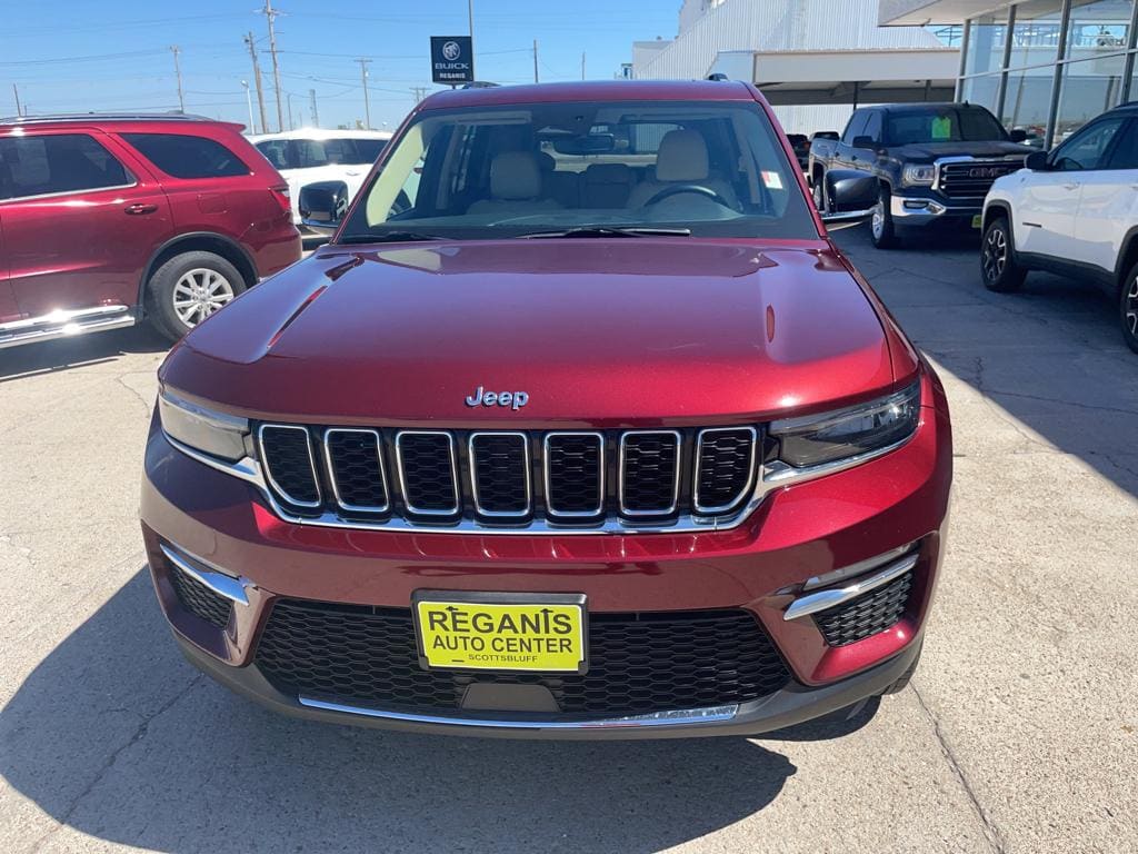 Used 2022 Jeep Grand Cherokee Limited with VIN 1C4RJHBG5N8614323 for sale in Scottsbluff, NE
