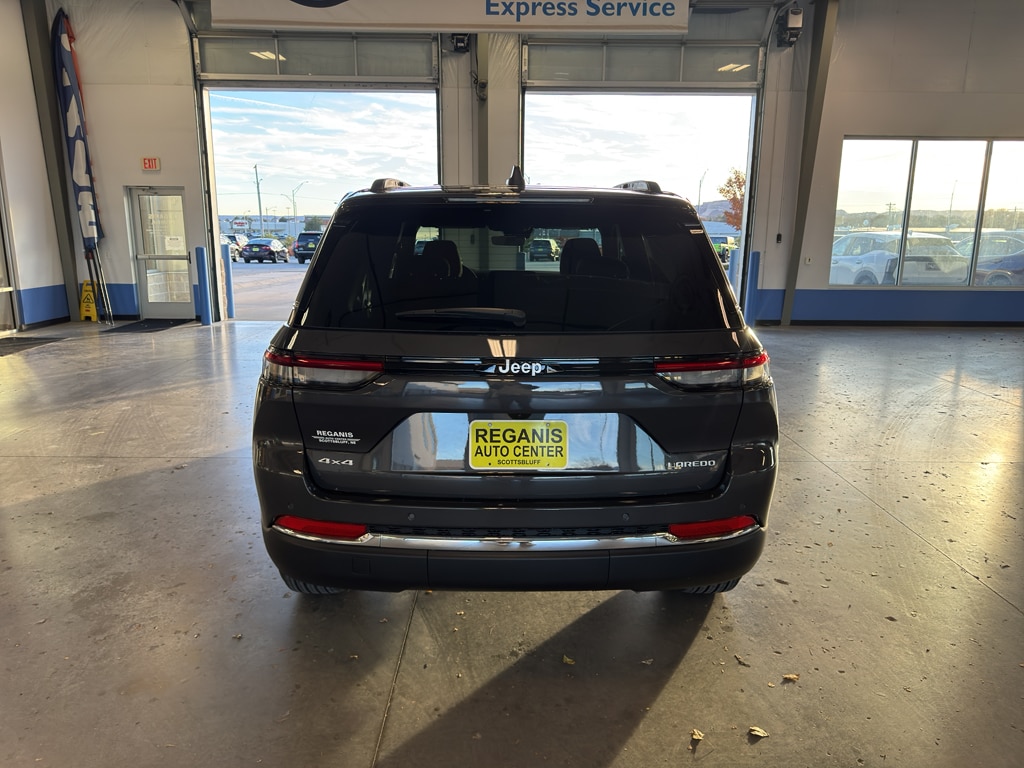 New 2025 Jeep Grand Cherokee LAREDO X 4X4 Sport Utility