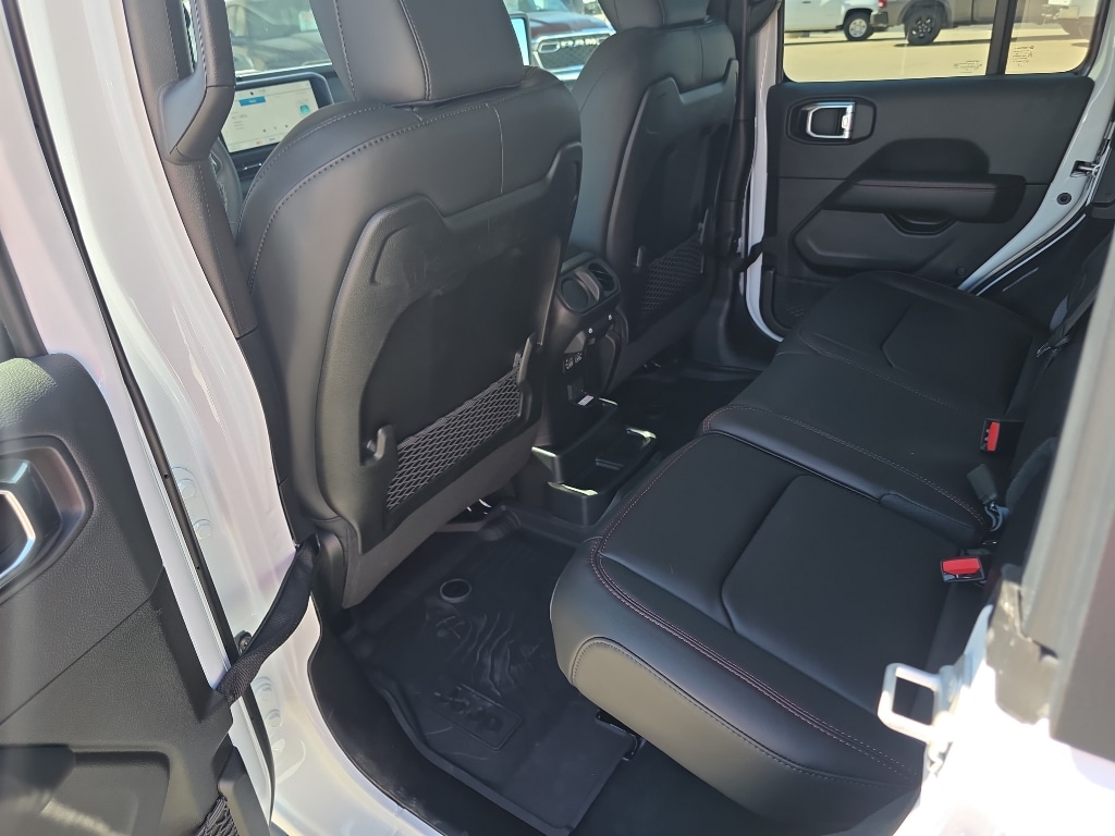 2025 Jeep Wrangler 4-Door Rubicon - Photo 14