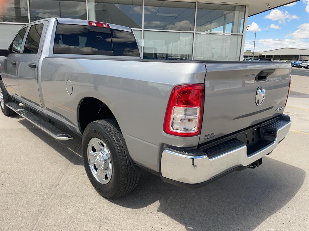 2024 Ram 3500 Tradesman photo 3